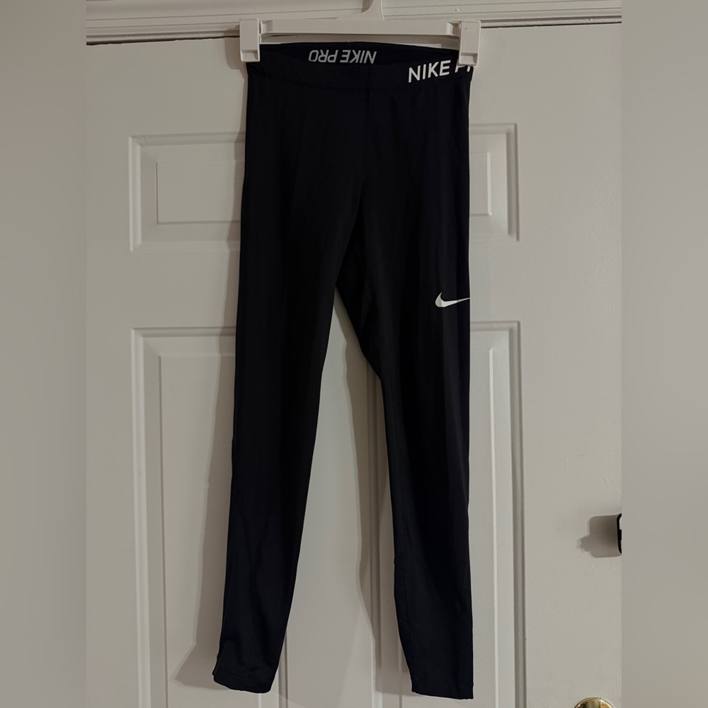 Nike Pro Black Leggings with Iconic Swoosh